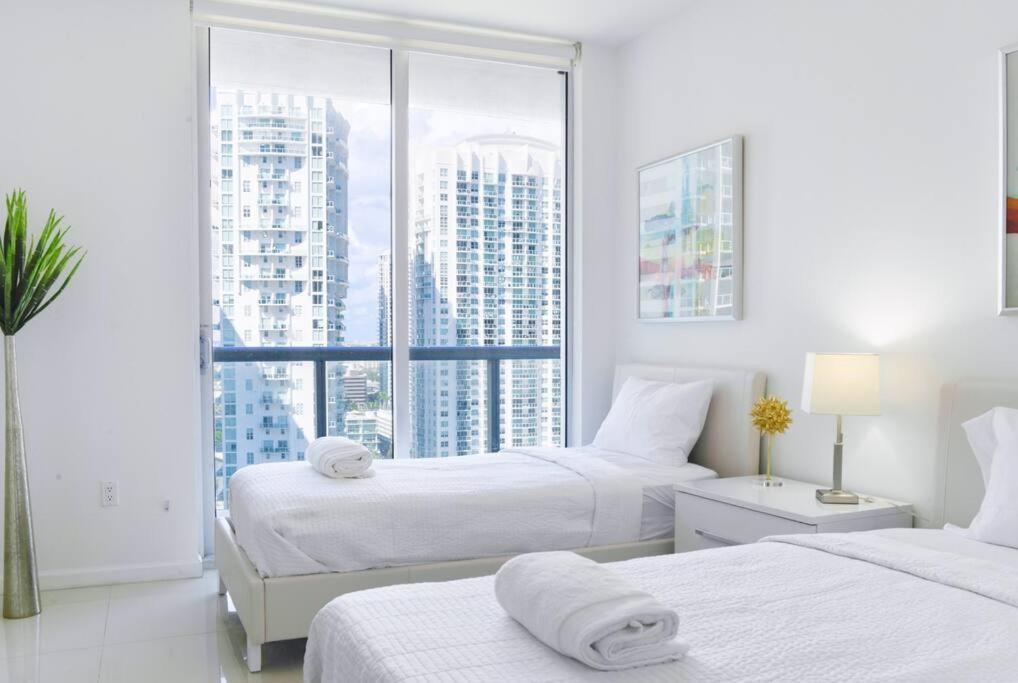 Wonderful 2 Bedroom Apt With Ocean Views At Icon Brickell Miami Esterno foto