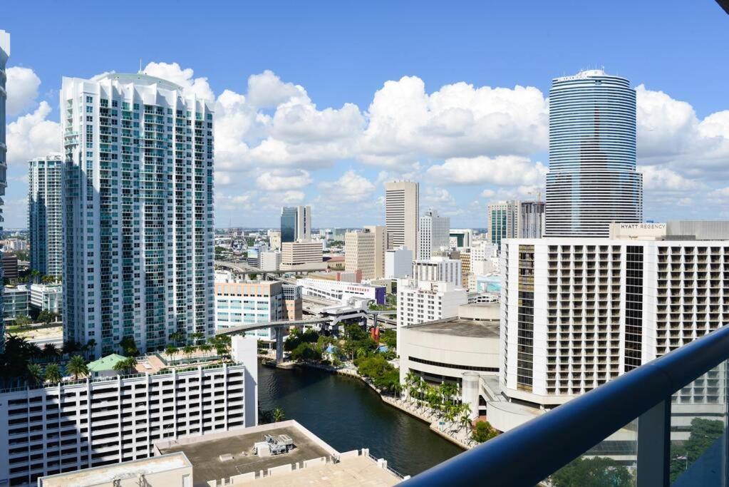 Wonderful 2 Bedroom Apt With Ocean Views At Icon Brickell Miami Esterno foto