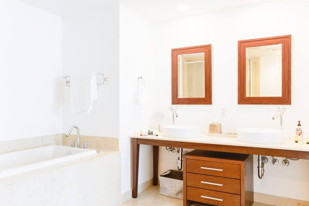 Wonderful 2 Bedroom Apt With Ocean Views At Icon Brickell Miami Esterno foto